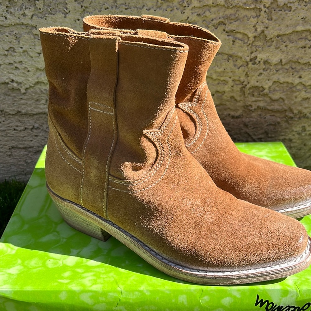 Sam Edelman Myron Cashew Suede ankle Boots Cowboychic Western Americana
